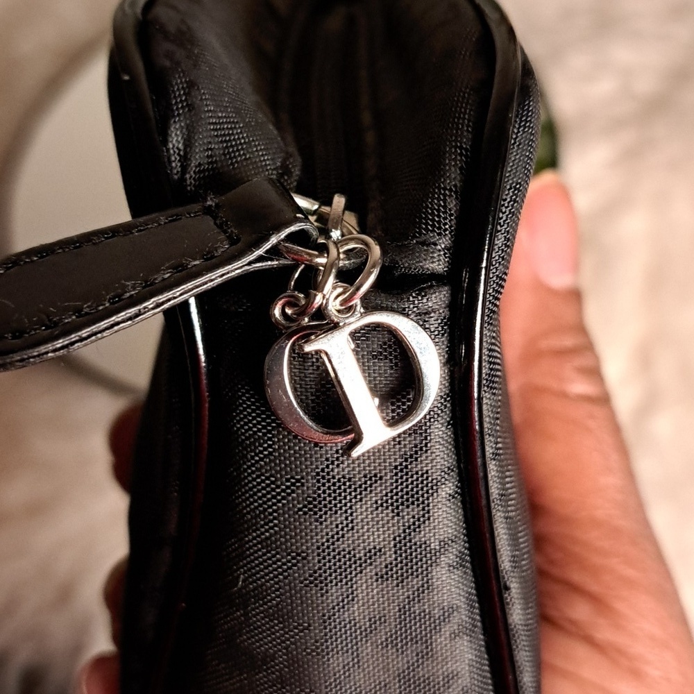 Christian Dior NWOTs Parfums Pouch - Picture 8 of 11